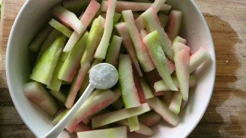 文明吃瓜不扔瓜皮,绿色生活——拒绝瓜皮污染，共建美好家园